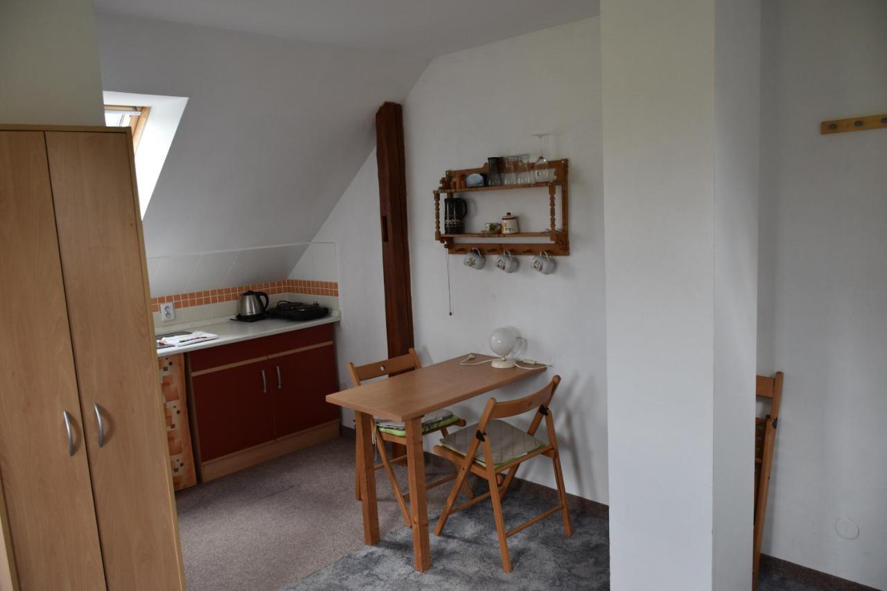 Jívka Apartmany Janovice מראה חיצוני תמונה